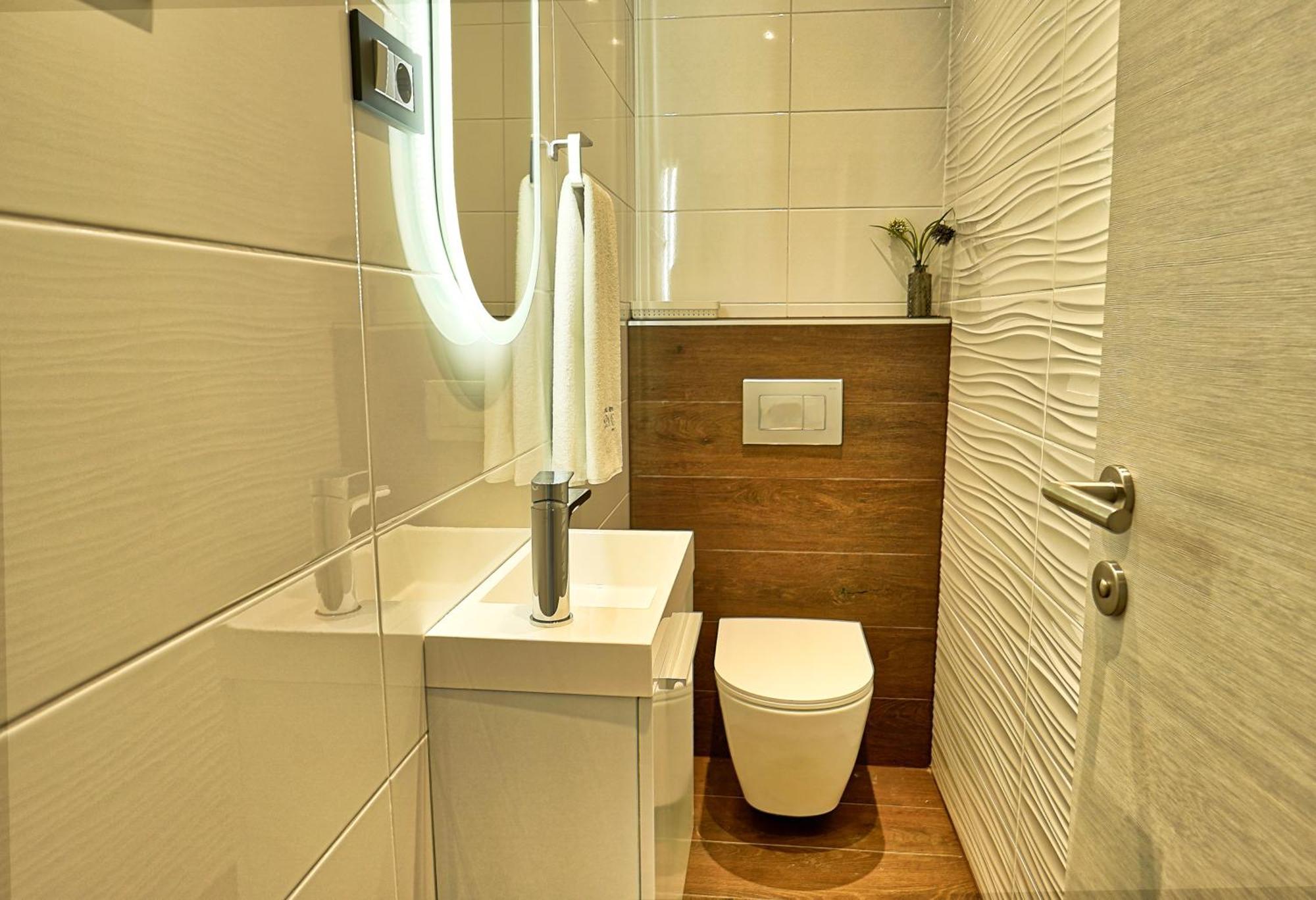 Apartments Lipa Plac โพสโตยนา ภายนอก รูปภาพ